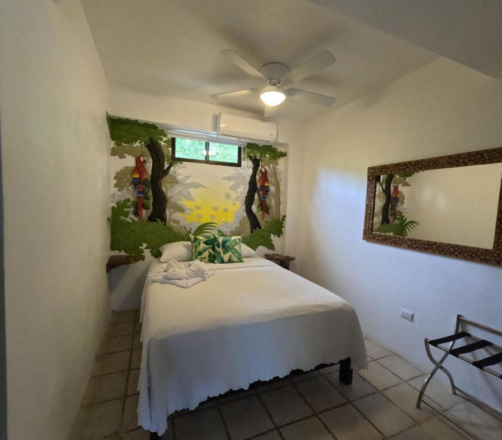 La Sirena Playa Jaco Otel Dış mekan fotoğraf